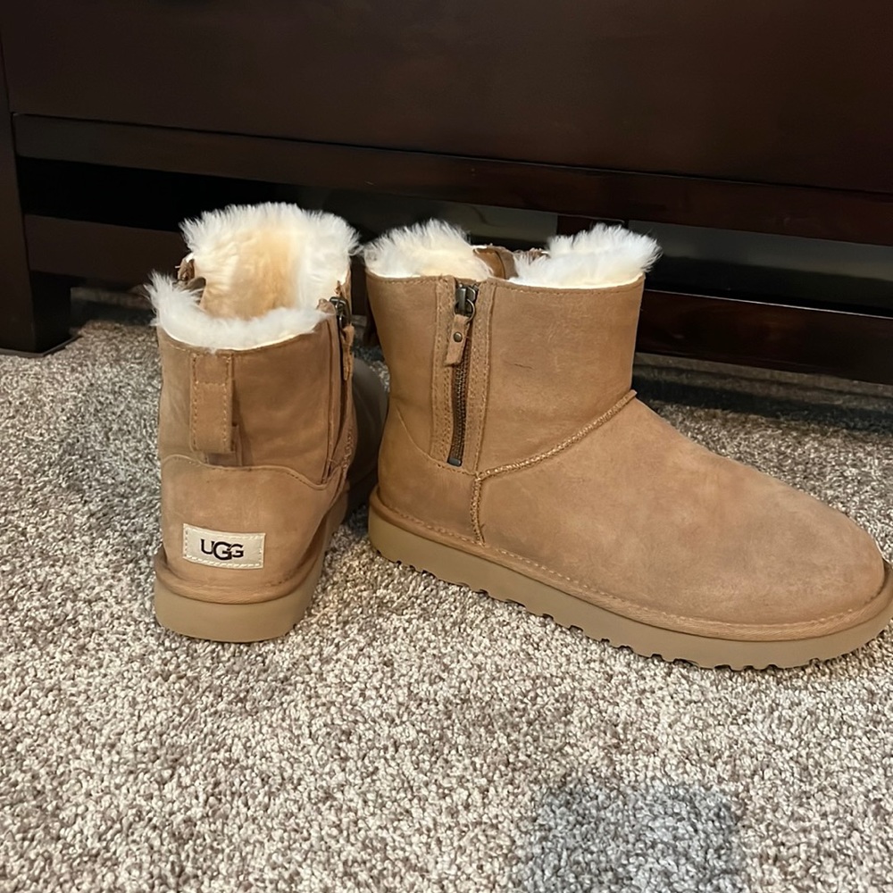Ugg mini boots - zipper and fur lined.